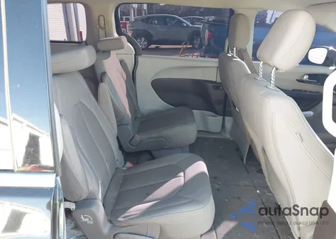 2017 Chrysler Pacifica Lx из США, поврежденный, VIN 2C4RC1CG2HR608567